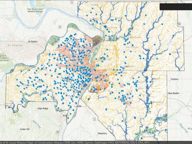 Map of St. Louis region with shadings and dots representing different data layers of the StoryMap tool.