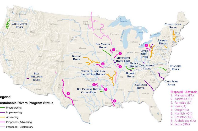 Map of U.S. showing rivers in the Sustainable Rivers Program