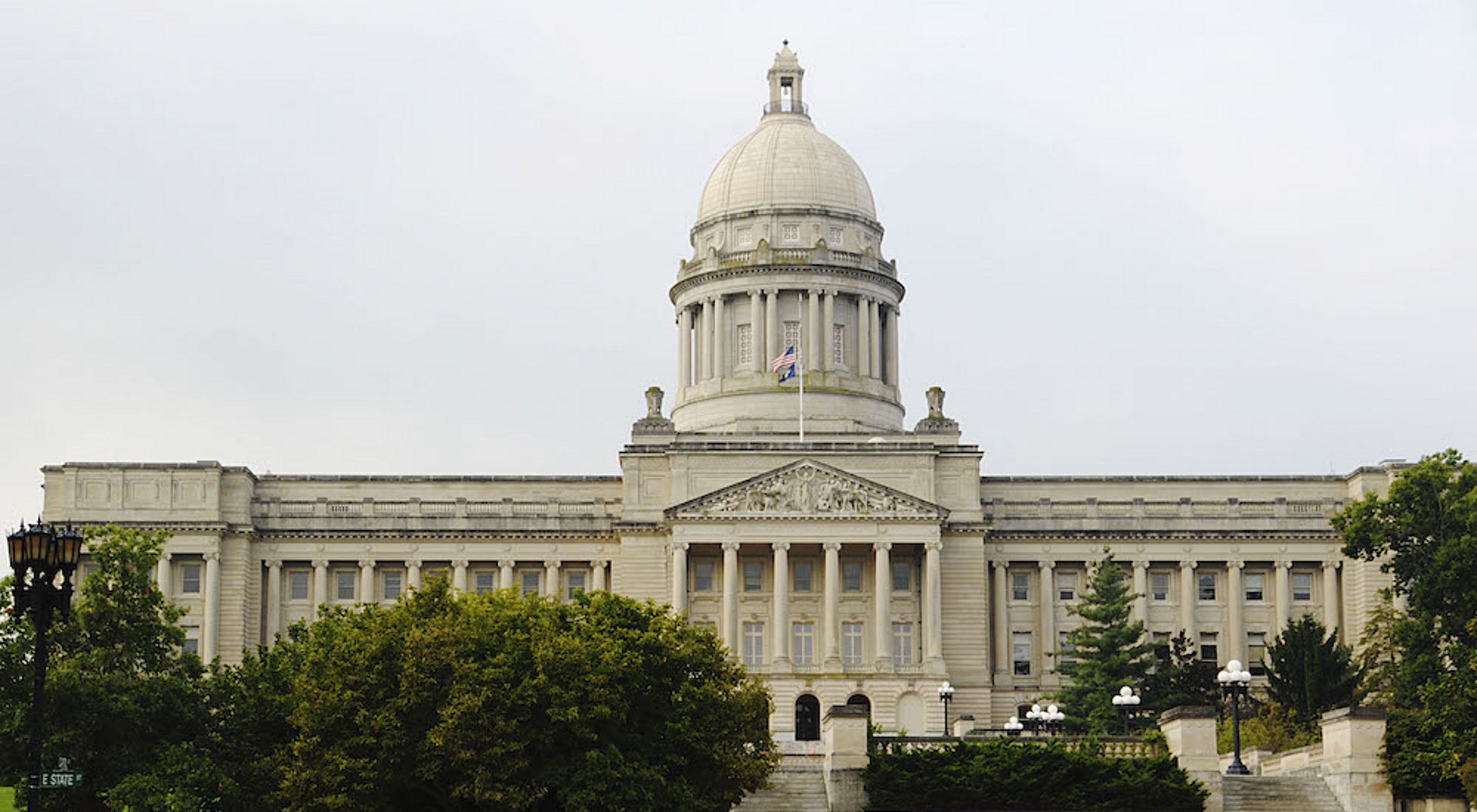 The Kentucky State Capital building on a clear day.