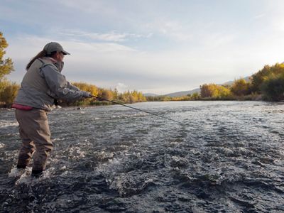 Flyfishing at McCarran Ranch Preserve on the Truckee River near Reno, NV