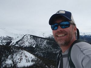 Headshot, Jim Oakleaf