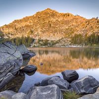 Through the Northern Sierra Partnership, TNC assisted the Truckee Donner Land Trust and the Trust for Public Land in acquiring the 680-acre Frog Lake property.