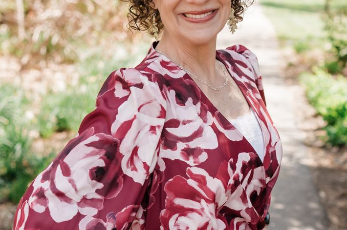 Candid outdoor headshot of Lori Brennan, PA/DE chapter executive director.