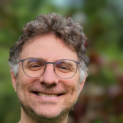 headshot of Marcio Sztutman.