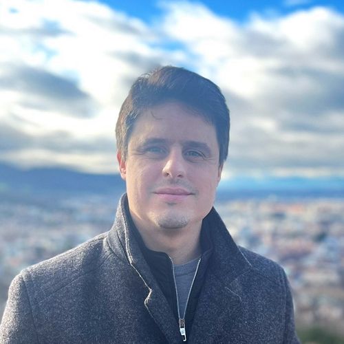 Rafael Gersely headshot
