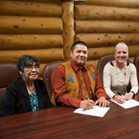 On August 21, Łutsël K’é Dene First Nation signed Establishment Agreements with Parks Canada and the Government of the Northwest Territories that mark a historic milestone for Thaidene Nëné.