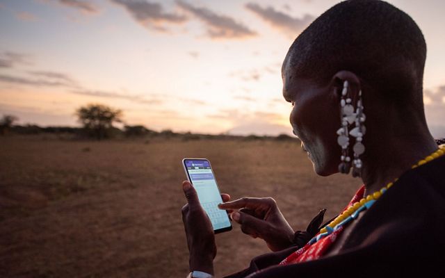 Happyness Lemuriet documents the regrowth of grass in Selela village via a phone application.