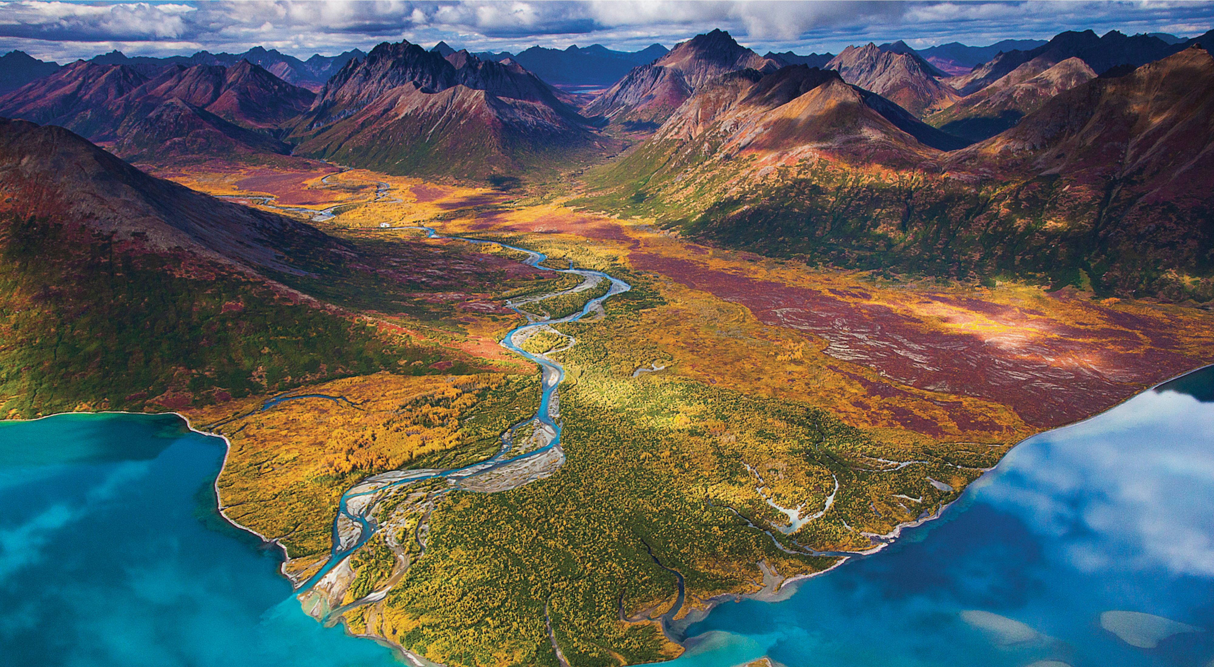 Vista aérea del valle en el Parque Estatal Wood-Tikchik, en Alaska