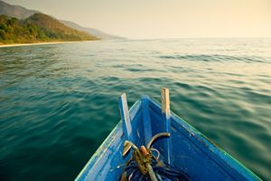 a view from inside a boat on a lake