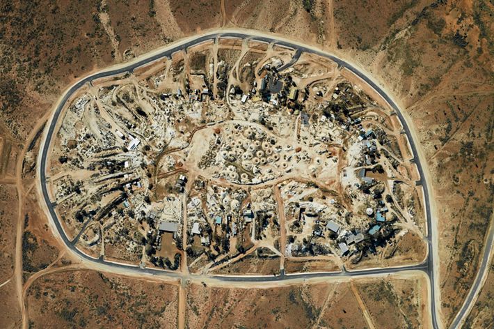 An aerial image of the town of White Cliffs with clear vision of the road that encircles the town like a border