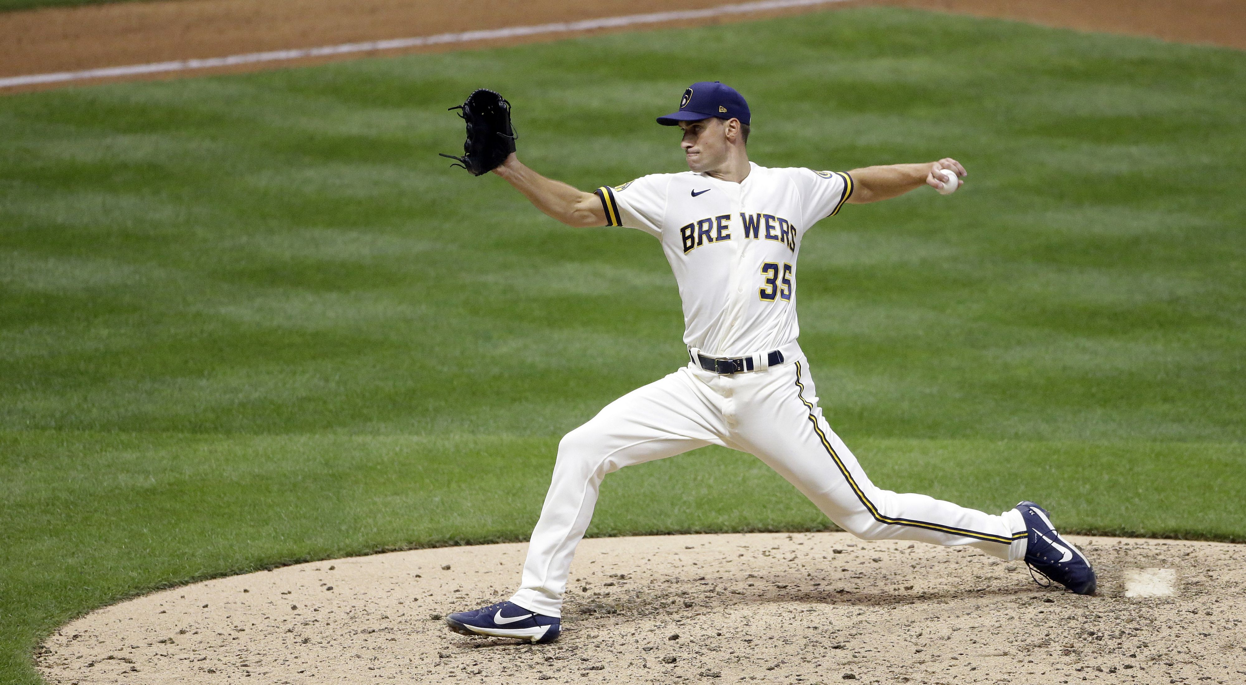 Milwaukee Brewers' Brent Suter pitches during the seventh inning of a baseball game against the Cincinnati Reds Tuesday, Aug. 25, 2020, in Milwaukee. 