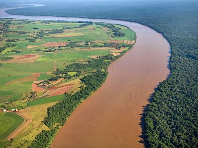 Aerial view of the Iguaçu River