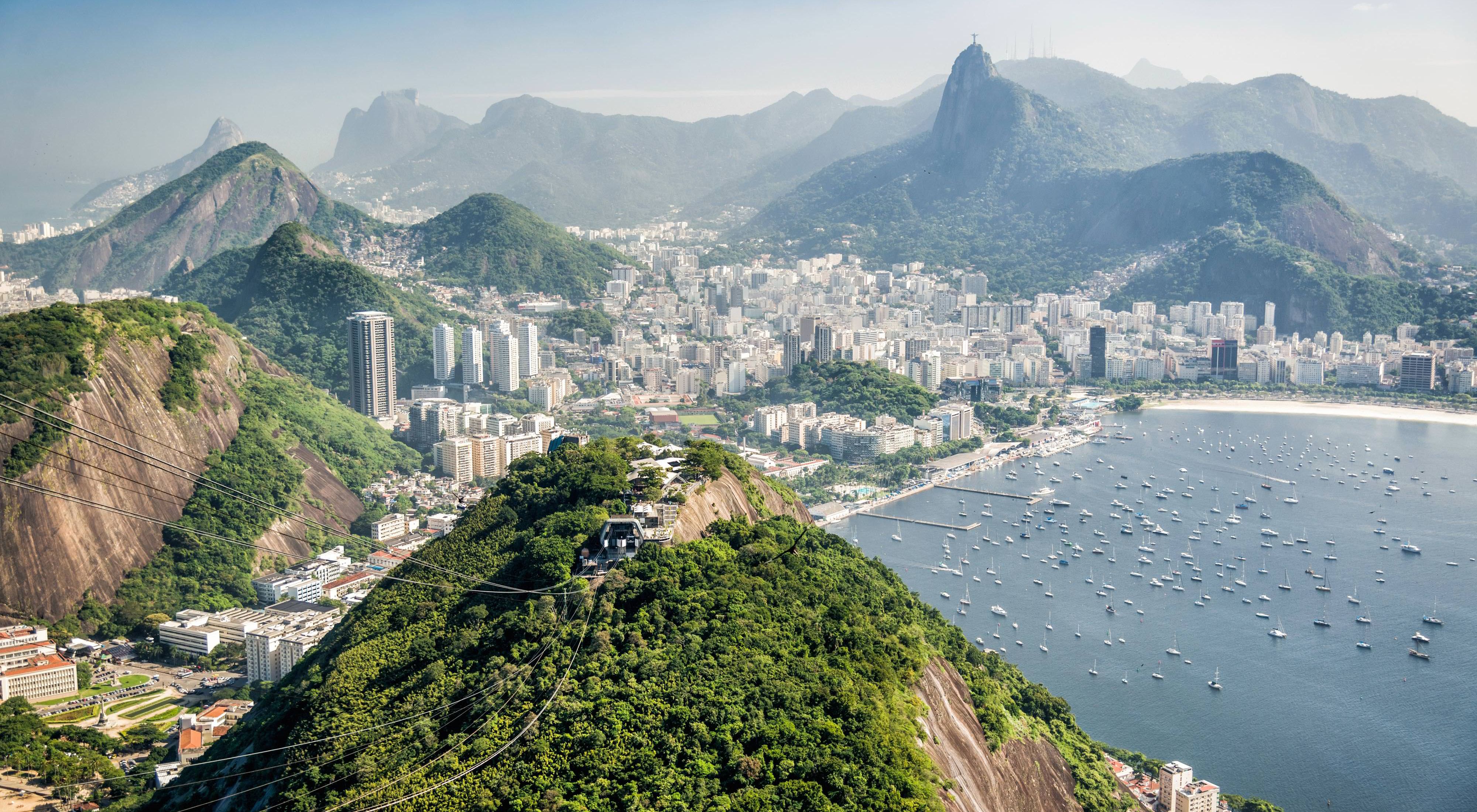 Vista aérea da cidade do Rio de Janeiro-RJ.