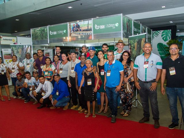 Grupo de produtores rurais de São Félix do Xingu e Tucumã, junto com técnicos do projeto Cacau Floresta.