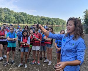 Cassie Hauswald speaking to Lafayette students about the importance of freshwater mussels.