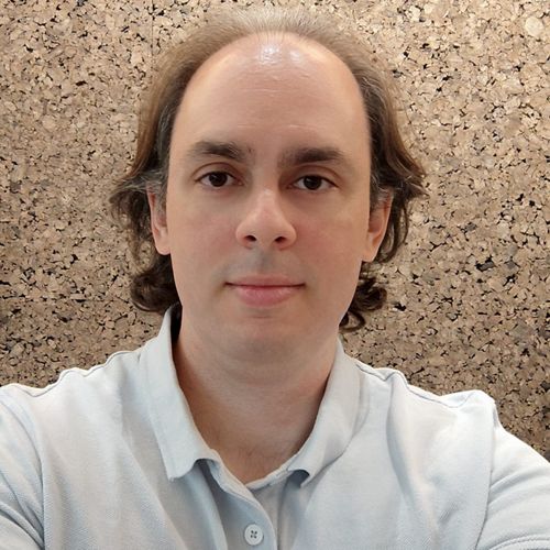 Cesare Di Girolamo Neto headshot.