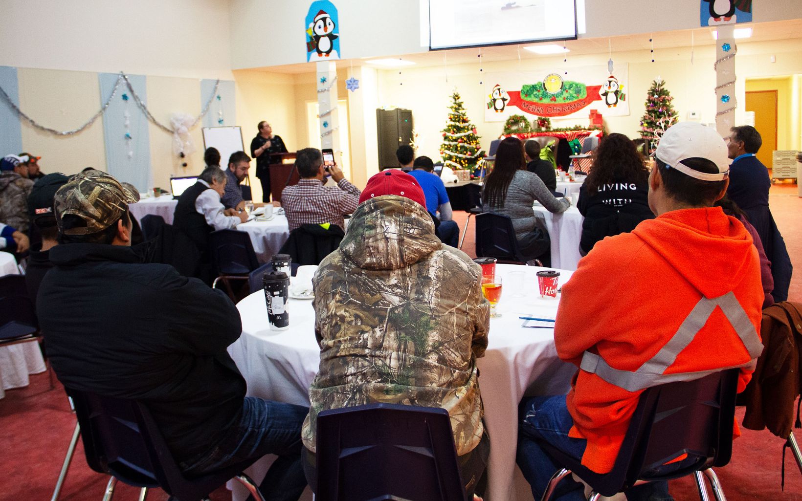A festive spirit  at the Ma-Mow-We-Tak Friendship Centre in Thompson, Manitoba, where Nisichiwayisihik Cree Nation and Nature United co-hosted a moose workshop.  © Nature United