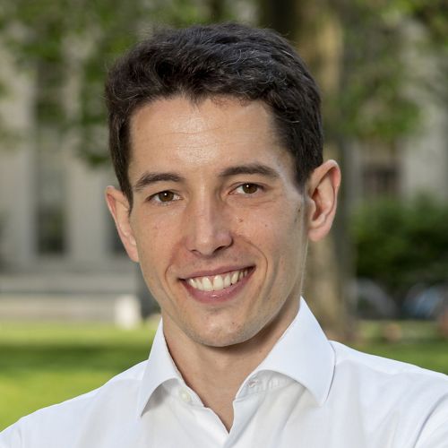 Daniel Ballesta Quintana head shot