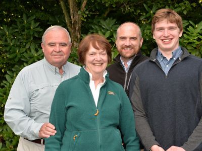 Foto de familia participante.
