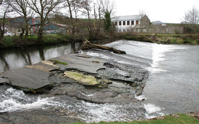 The dam prior to its removal in 2018. The project was accomplished with limited complexities while managing sediment removal for protected mussels.