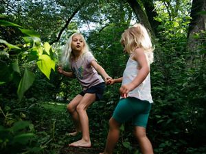 Kids Need Outdoor Activities. The Benefits of Nature – Deepersonar