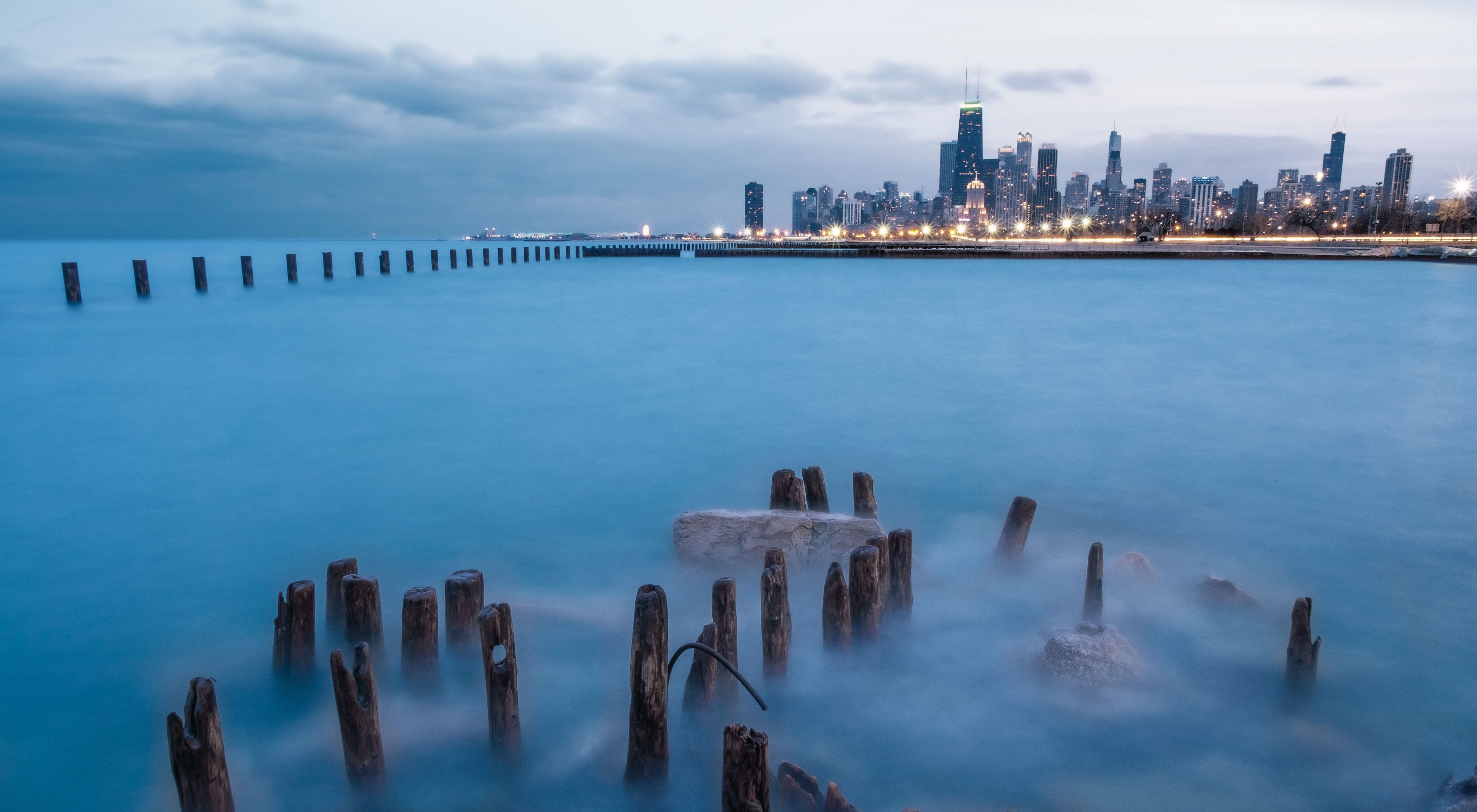 Looking over Lake Michigan to the Chicago skyline