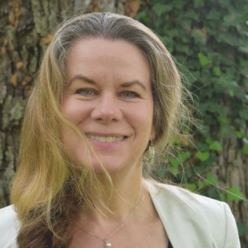 Headshot of Linda Krueger