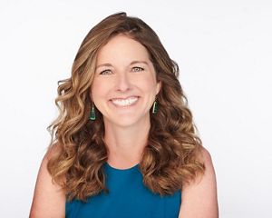 Headshot of Lizzie McLeod.