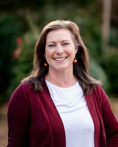 Angela Sirois-Pitel headshot. 