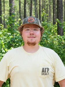 Hunter Rippon headshot.