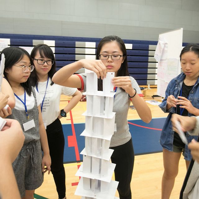 學生於領袖訓練營建立團隊精神