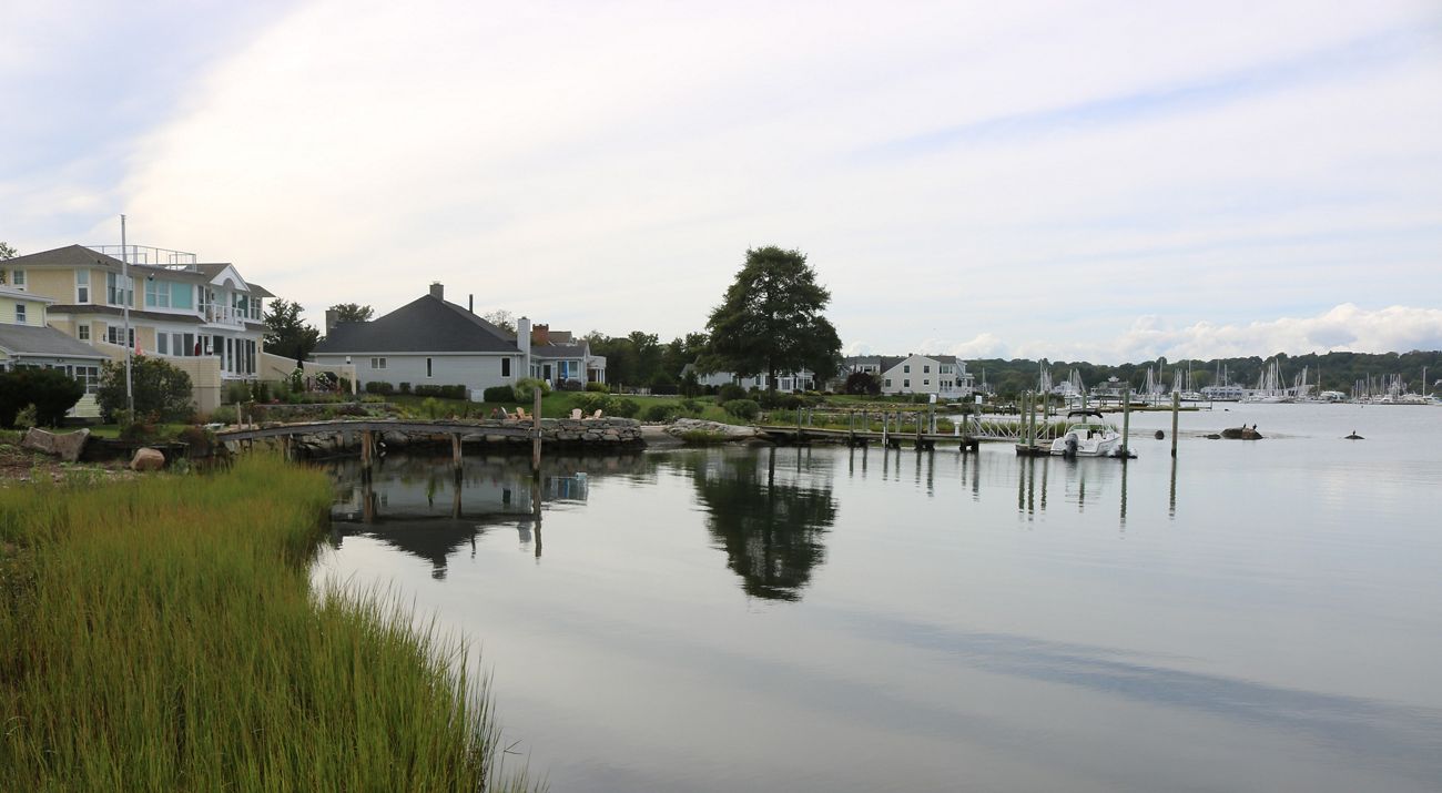 Mystic Coastline 640x400