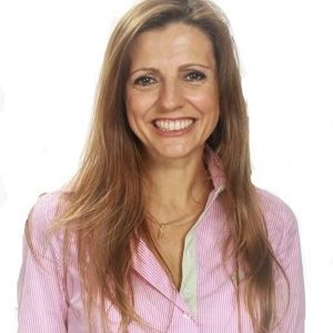 Headshot of Jacqui Coca.