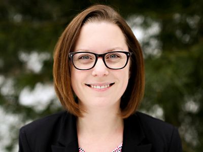 Jessica Ottney headshot.
