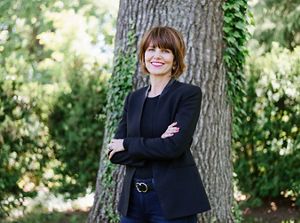 Katherine Knox headshot.