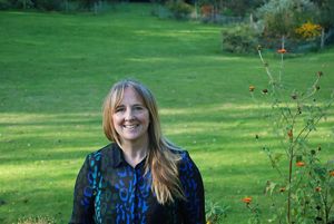 Headshot of Lucy Almond