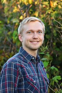 Luke Petersen Headshot.