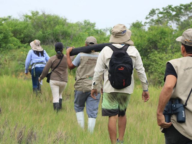 Los guardaparques incentivan el turismo y la investigación científica en las áreas naturales protegidas. 
