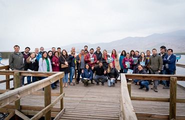 Asistentes al lanzamiento del manual para vecinos de humedales en la Laguna de Batuco