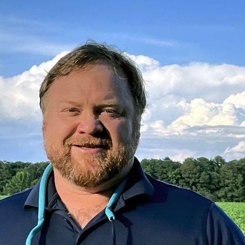 Daniel Sweeney headshot.