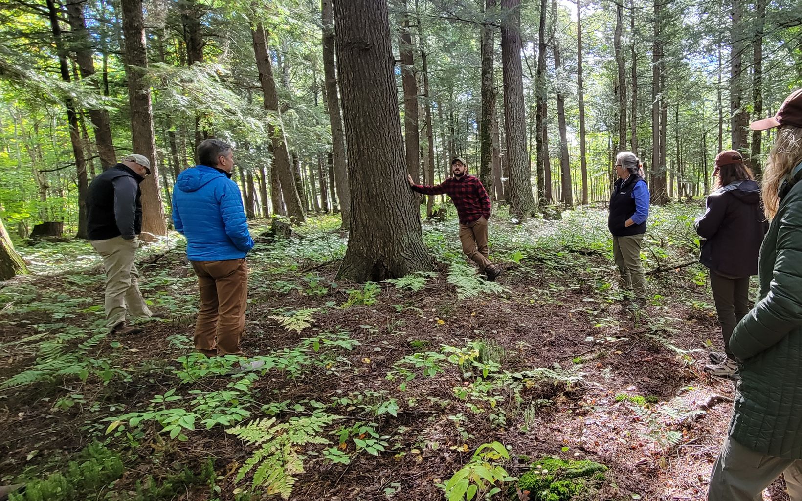 Slate River TNC staff joined donors for an outing to Slate River Forest Reserve in Michigan's Upper Peninsula.  © Kate Meyer/TNC