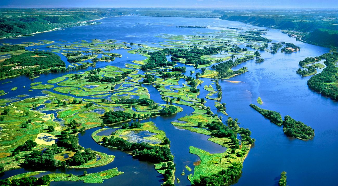 Aerial view of Upper Mississippi River's many islands and channels.