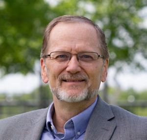 Scott Sowa headshot.