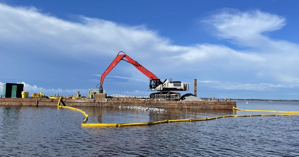 TNC and Partners Construct Oyster Reefs in Pensacola