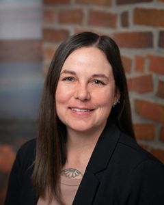 Rachel Bush headshot.