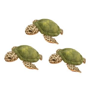 海龜毛公仔 © TNC