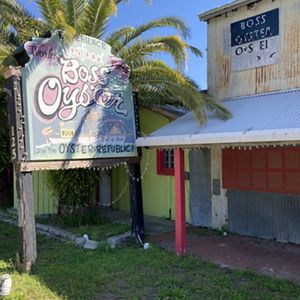 A photo of an oyster restaurant called Boss Oyster