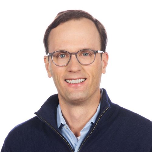 Stewart Lindsay headshot