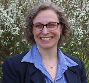 A headshot of Tammy Bean