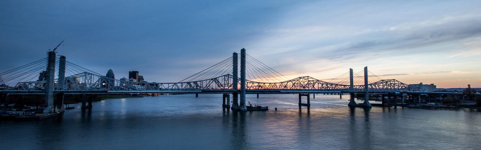 View of the Second Street Bridge (George Rogers Clark Memorial Bridge) over the Ohio River in Louisville, Kentucky.